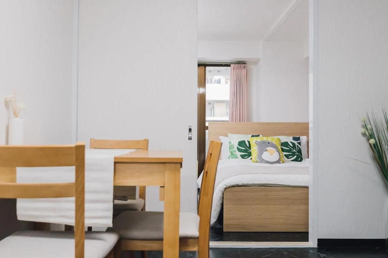 J Apartment Hotel Osaka Japonia